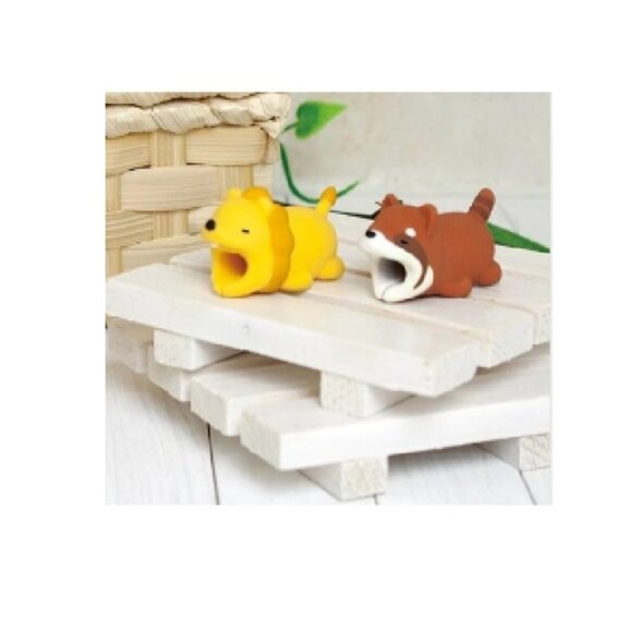 Charger Cable Protector for iPhone / Android, Lion - Picture 3 of 5